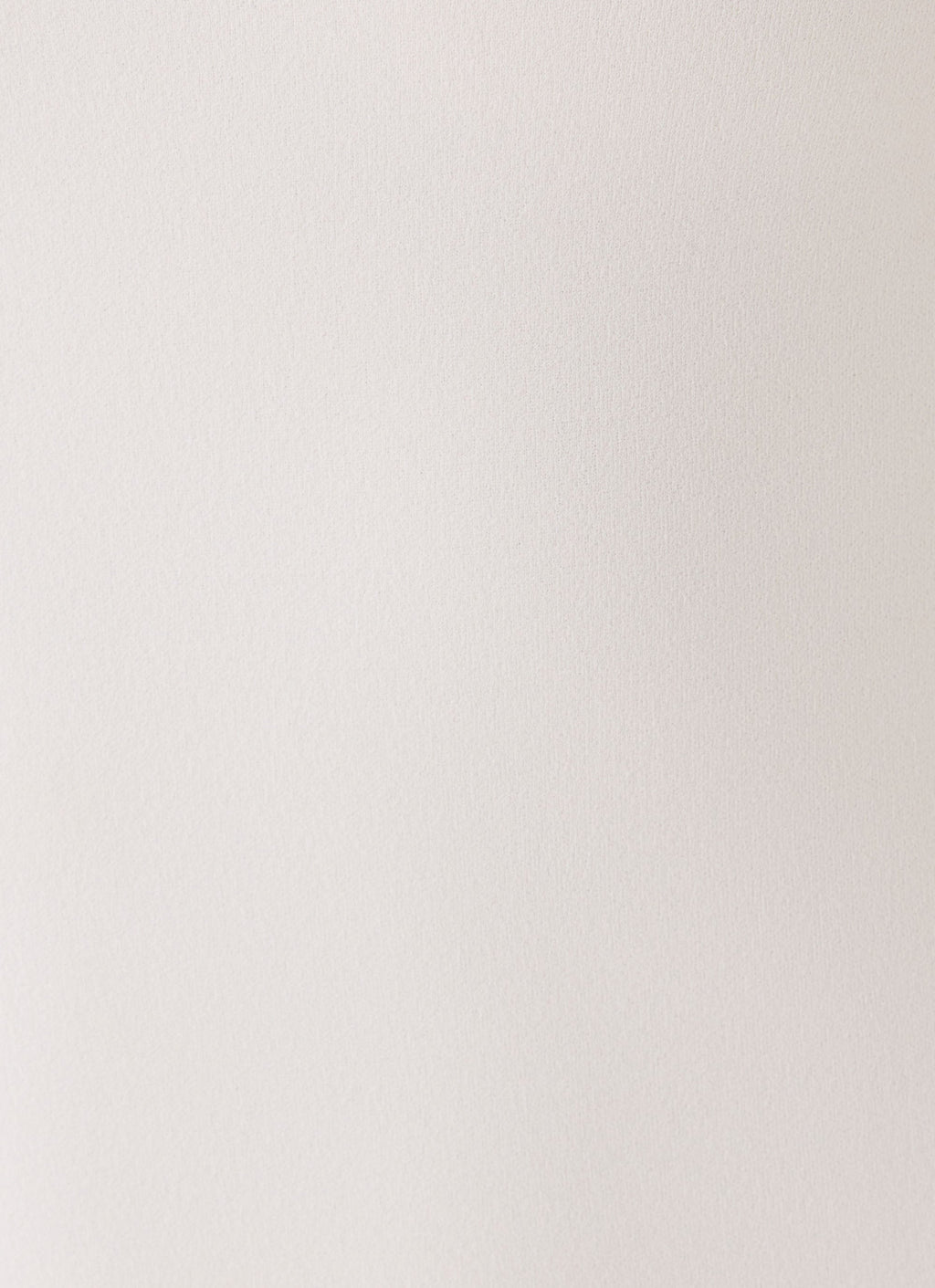 Yena Crepe Low Rise Shorts - White